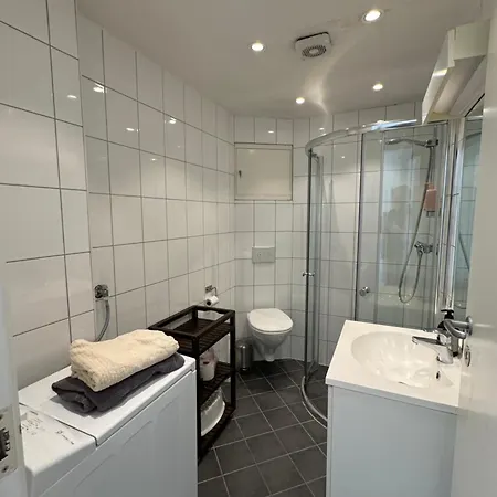 شقة Koselig Loftsleilighet Sentralt I برغن